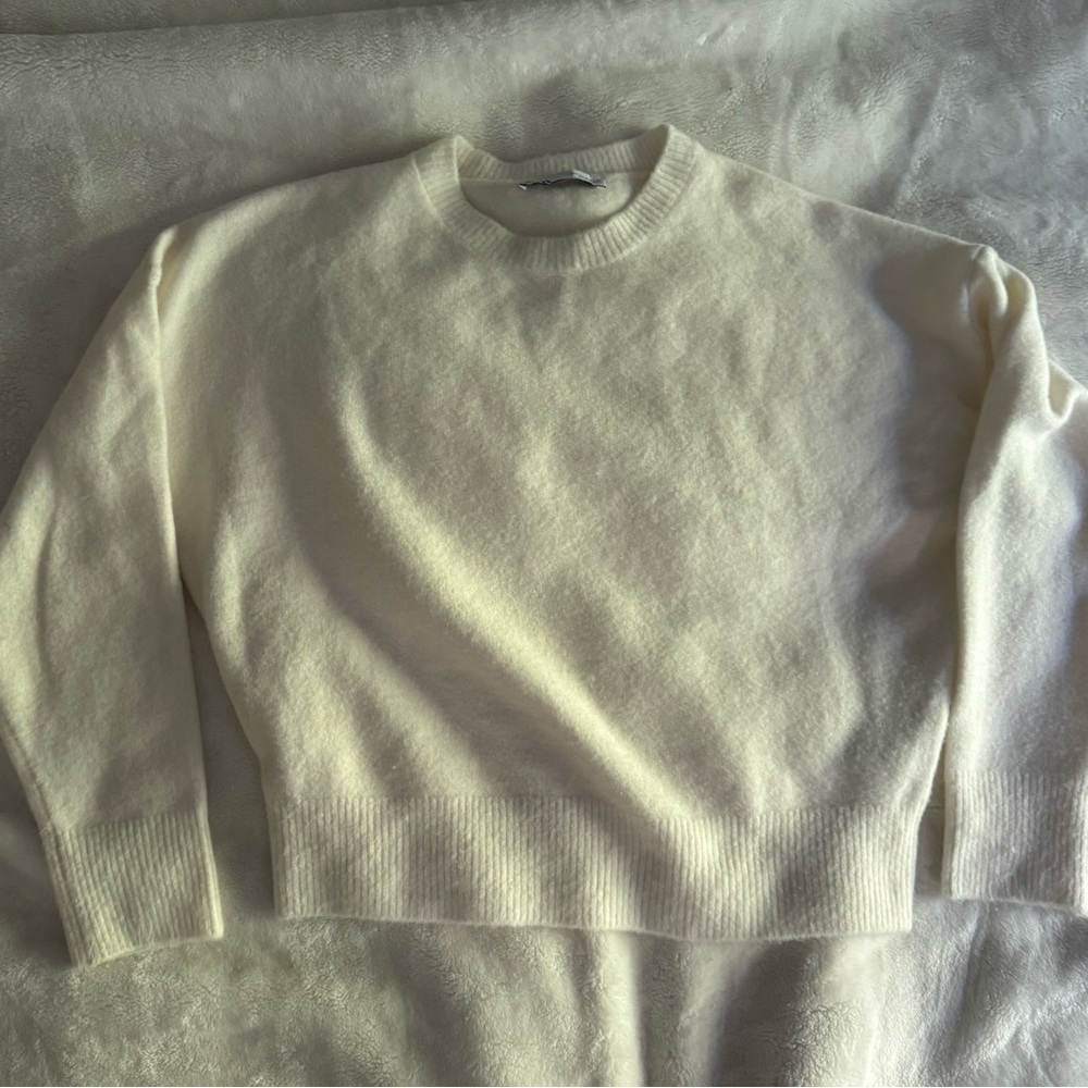 Zara cozy sweater